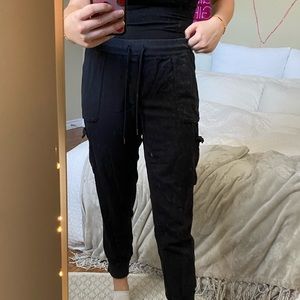 Aritzia joggers